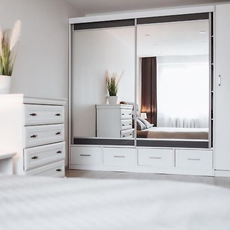 Luxury Apartments In City Center, Siauliai Екстериор снимка